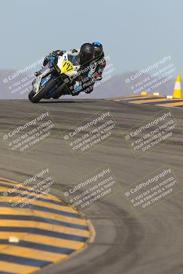 media/Oct-08-2023-CVMA (Sun) [[dbfe88ae3c]]/Race 3 Amateur Supersport Middleweight/